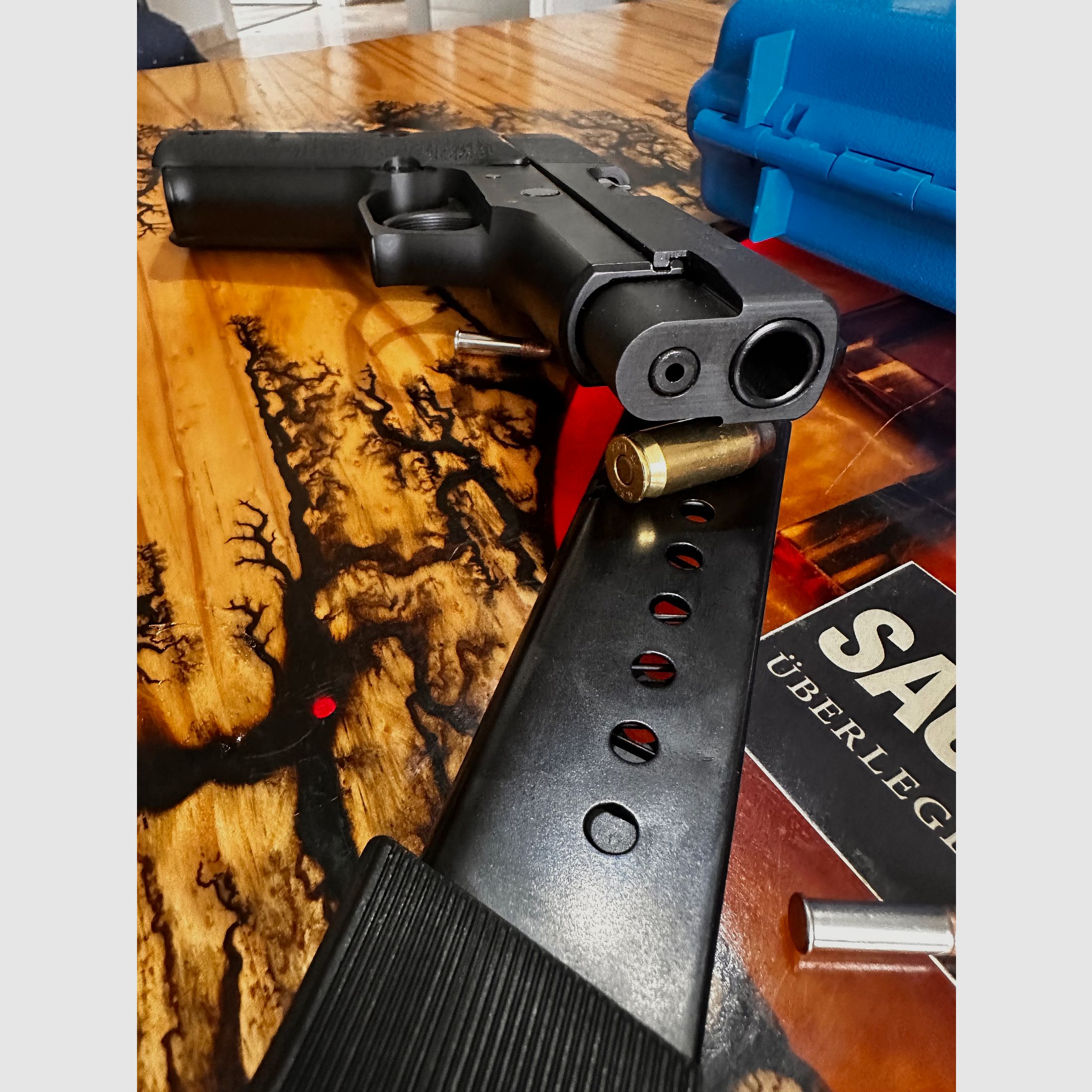 Sig Sauer P220, caliber 45 ACP including interchangeable system 22 lfb