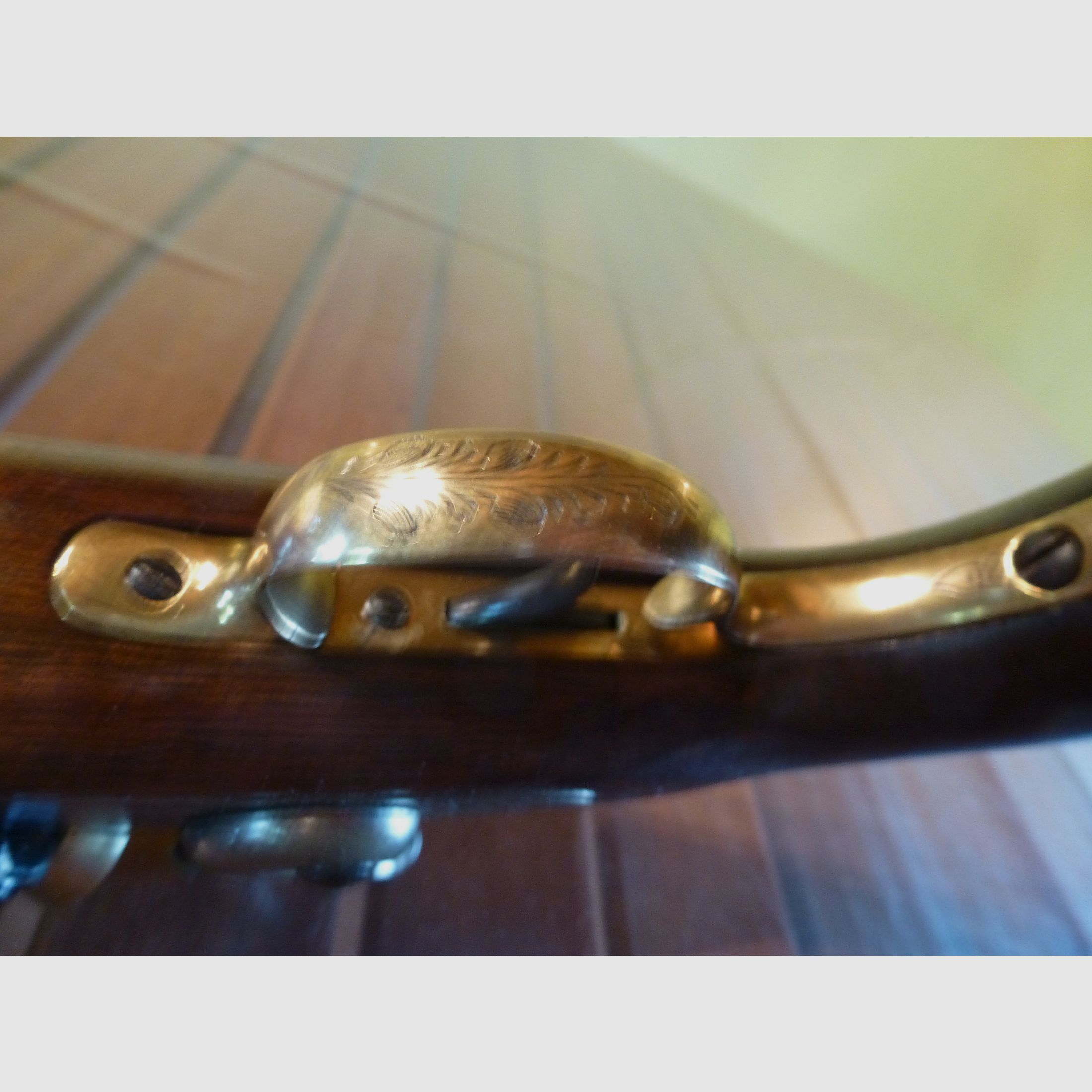 Pistolet à percussion Bounty de Petersoli