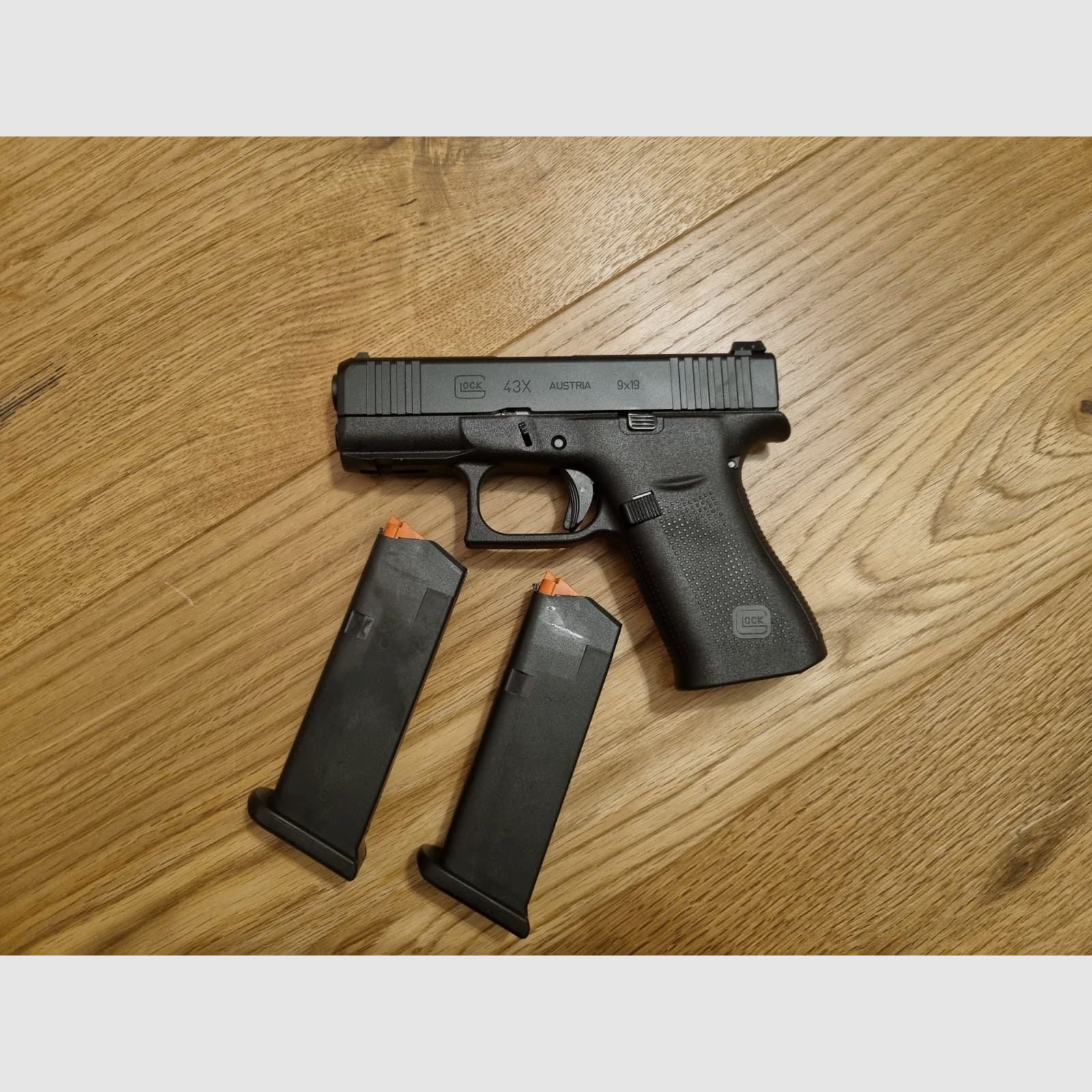 Glock 43X met magazijnen en koffer