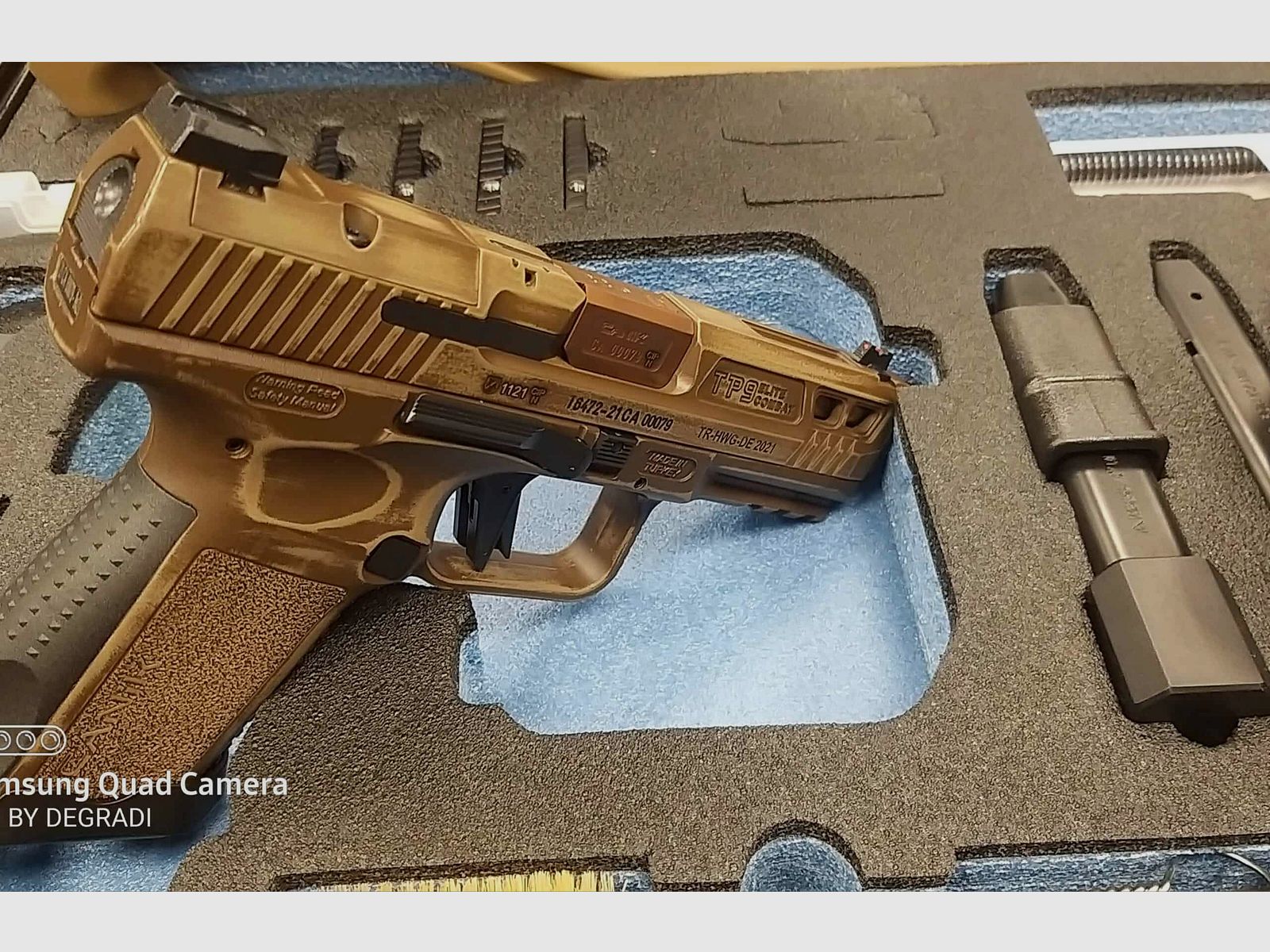 CANIK TP9 COMBAT ELITE ELEVEN DAGGER DELUXE BOX, image 4 sur 4