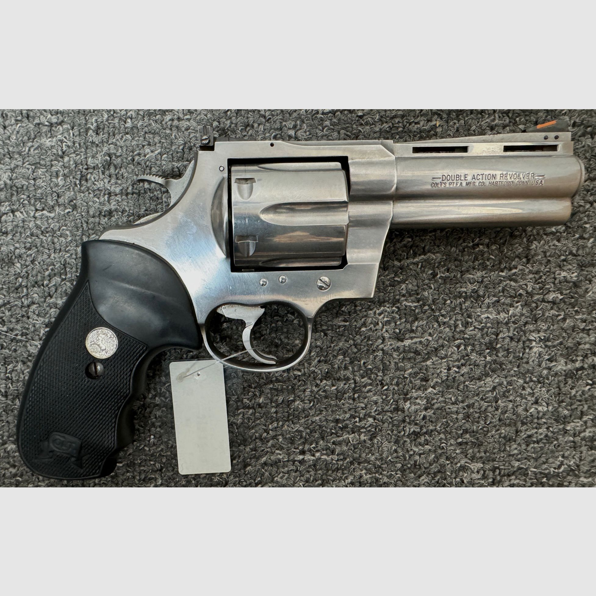 Colt Anaconda Stainless 4Zoll .44Mag. Revolver 