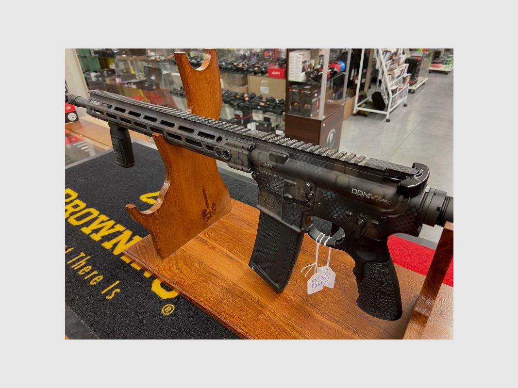 Daniel Defense DDM4V7 Pro Rattlecan 18" 223 rem, Bild 6 von 6