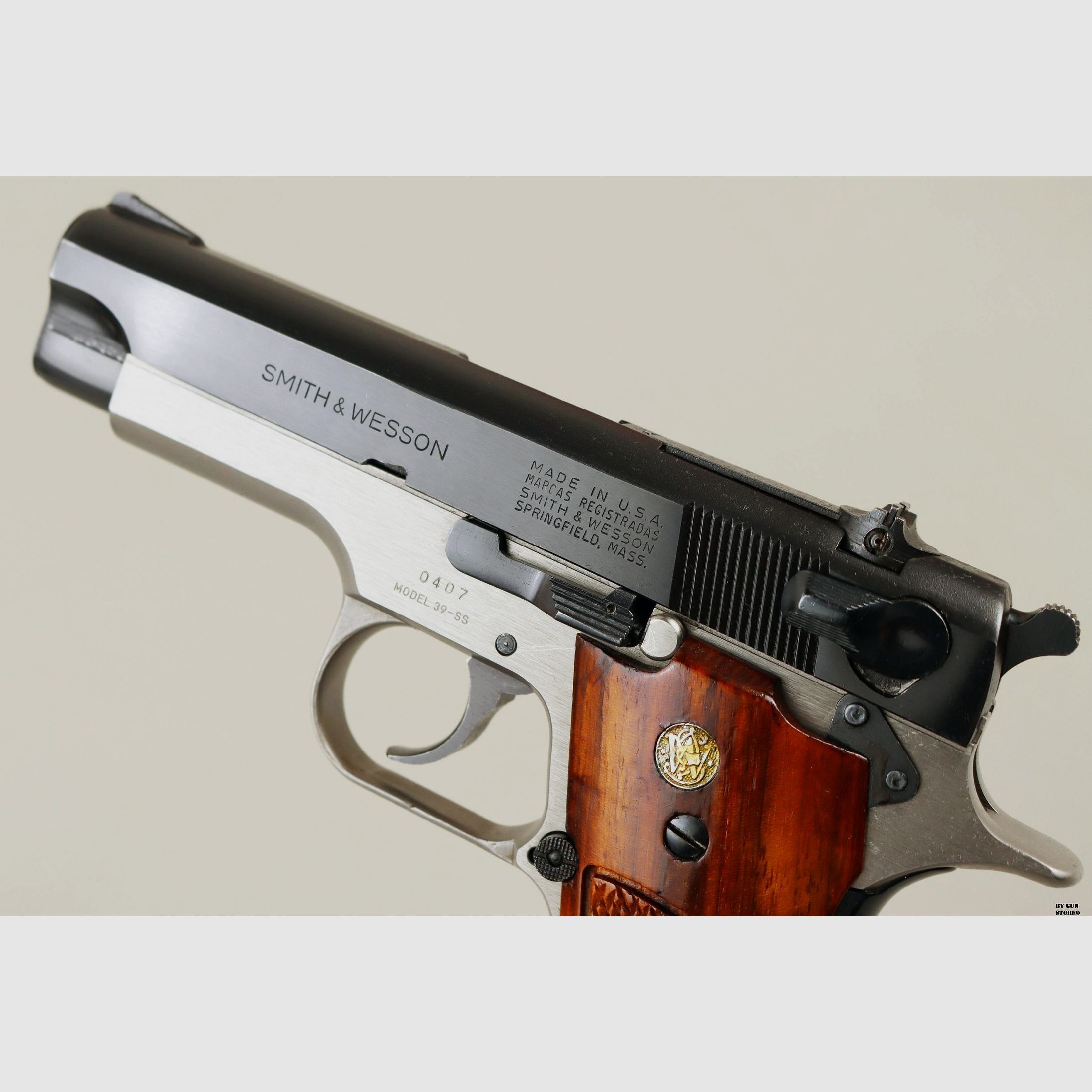 Pistola Smith & Wesson mod. 39-SS cal. 9×19 mm n.º de serie 0407, imagen 5 de 13