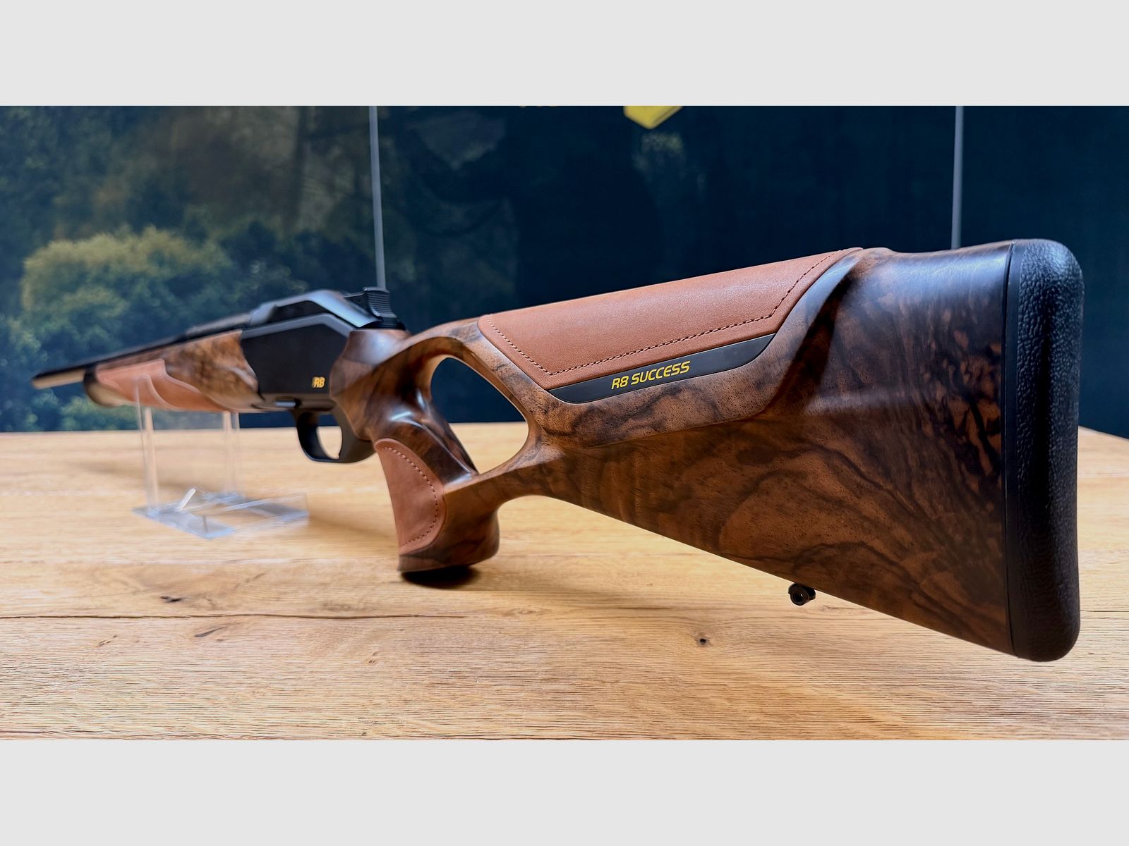 Blaser R8 Success / HK7 Super Finish matt / Chesterfield Leder / Stahlkugel gerändelt / Kaliber & Lauflänge nach Wahl / M15x1 Gewinde / ATEMBERAUBEND, Bild 7 von 11