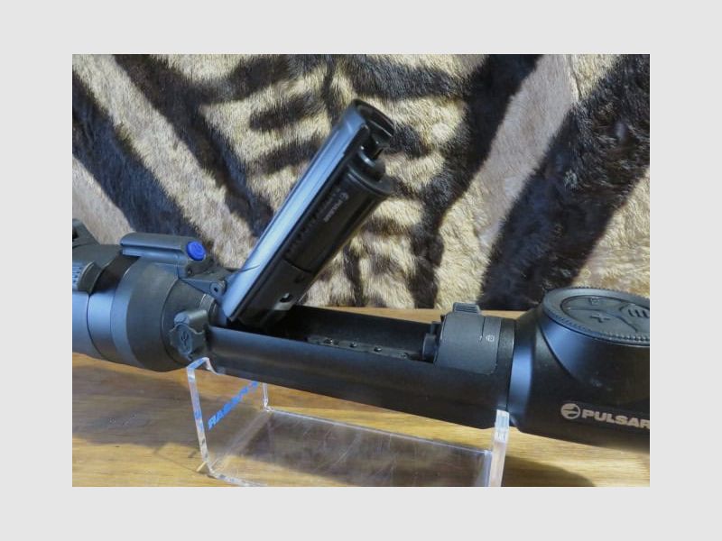 Lunette thermique PULSAR TALION XQ35 pro, image 9 sur 10