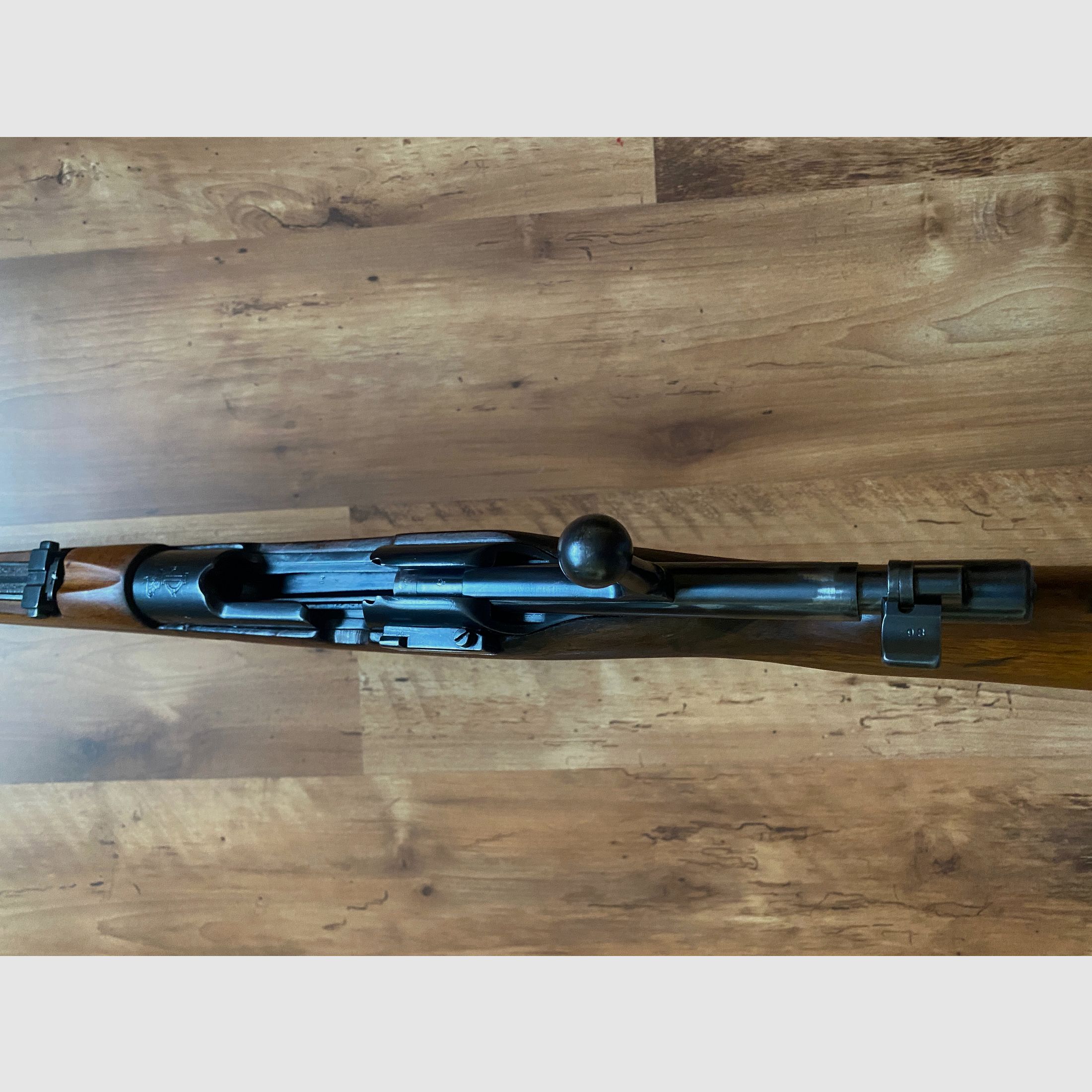 Liquidación de mi colección: DWM Mauser Vergueiro M1904/39, calib. 8x57JS, cargador individual, completo con stock militar intacto, escudo real Carlos I perfectamente conservado, imagen 5 de 8