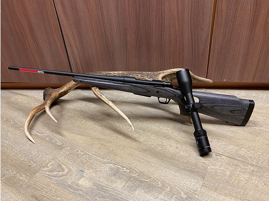 Winchester XPR Thumbhole, z Zeiss Conquest V6 2-12x50