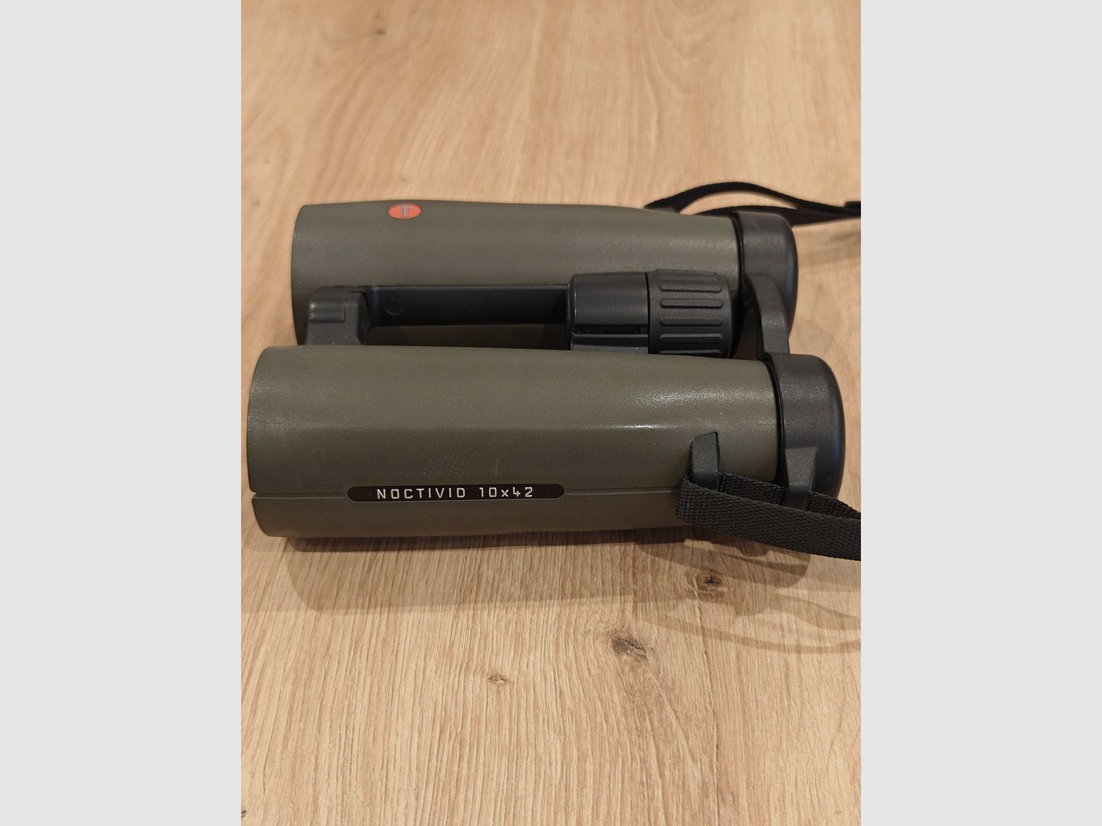 Leica Noctivid 10x42