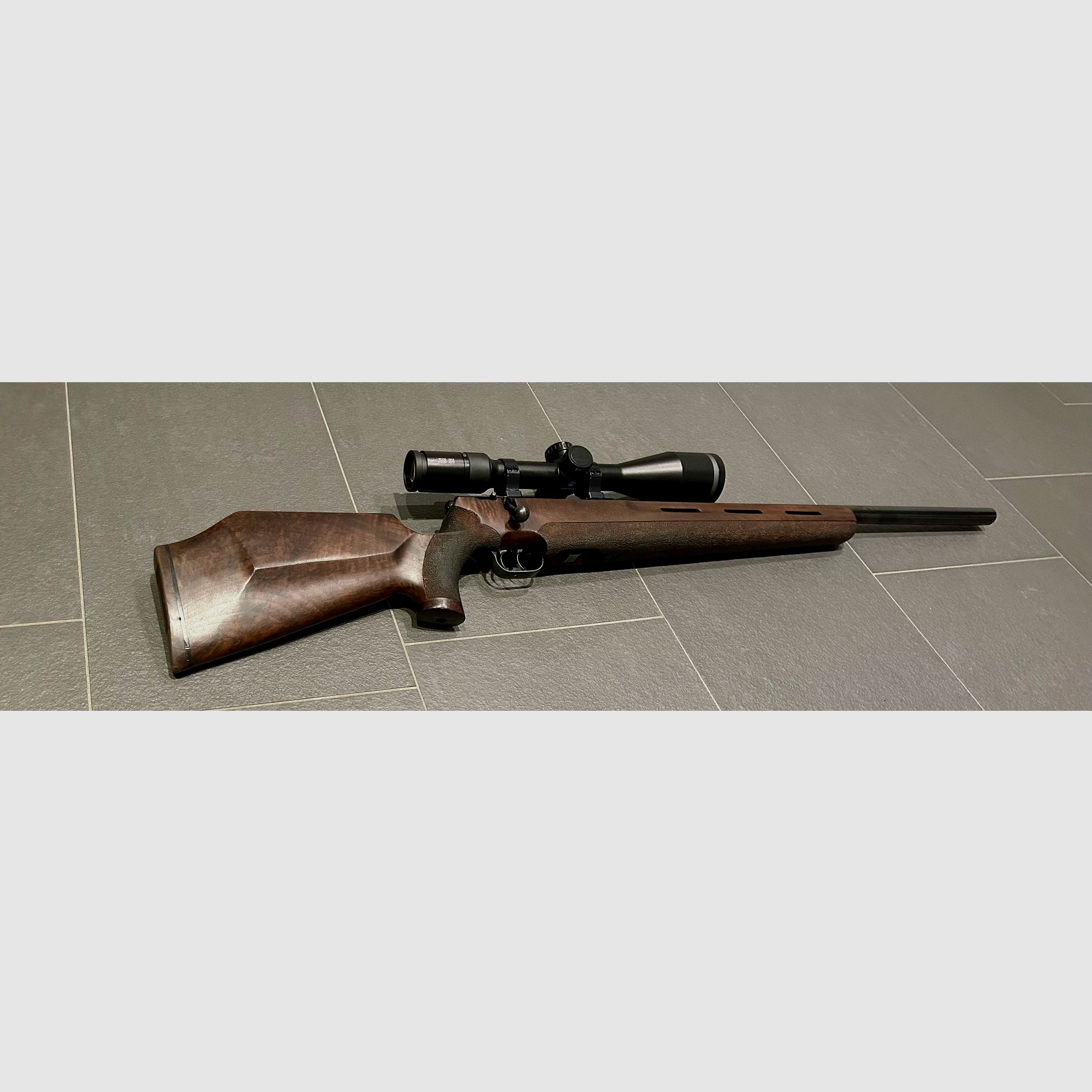 MINOX, ZE 5i, 3-15x56, telescopio, reticolo illuminato, ottica da caccia, vetro da caccia, Made in Germany, obiettivo da 56 mm, appostamento