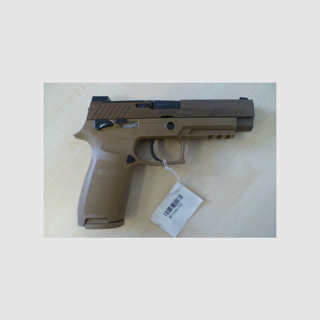 Pistole SIG Sauer P320 M17 Coyote 9mm Luger