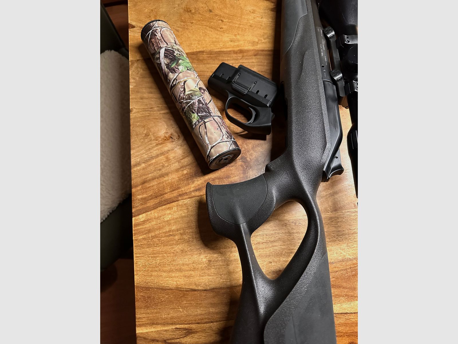 Blaser R8 Professional Success in .243Win mit neuer Blaser-Sattelmontage, inkl. Stalon W110 Schalldämpfer!