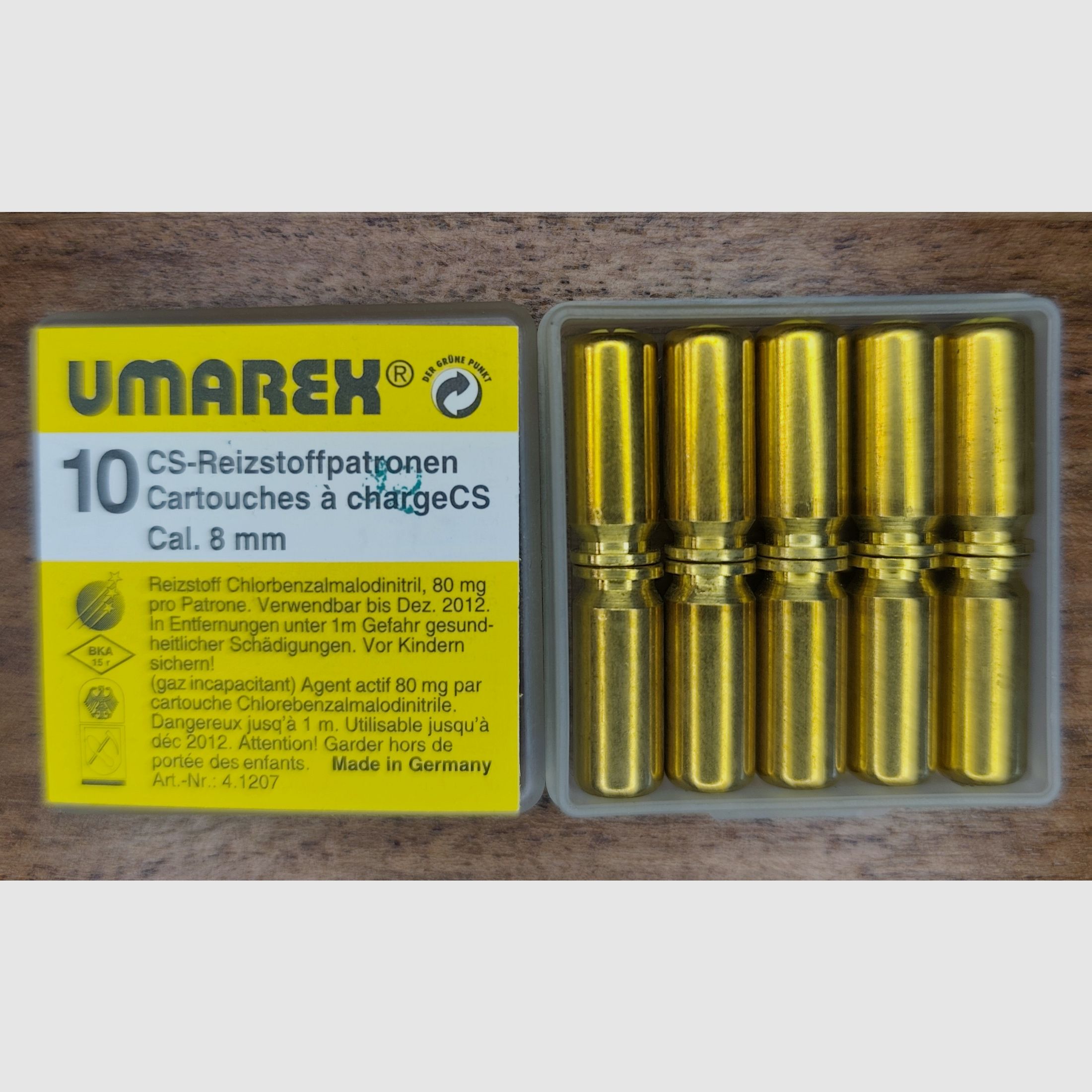 CS Gas Patronen 8mm von UMAREX 10 Stück + Jagt & Angelmesser