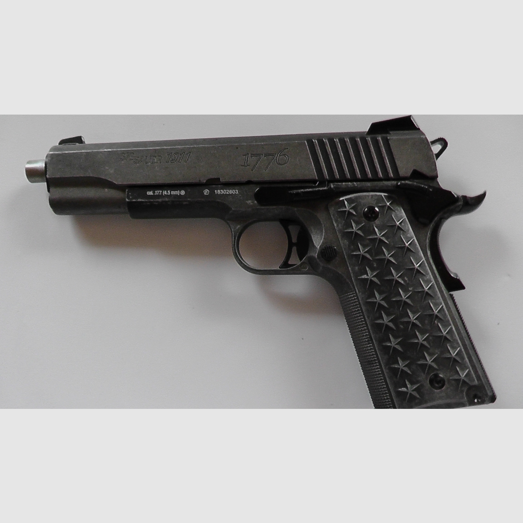 Sig Sauer 1911 We the People Vollmetall Co2 Pistole Blow Back 4,5 mm BB (P18)