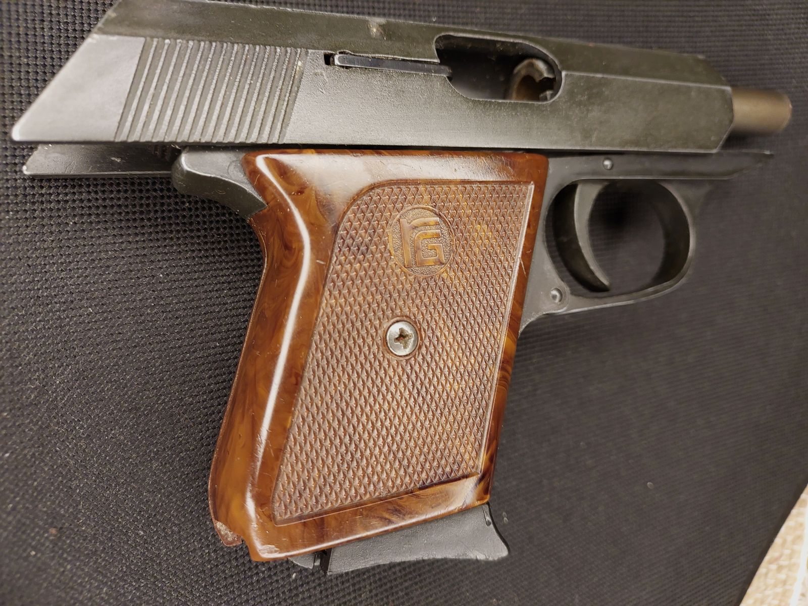 Röhm RG9 blank firing pistol (8 mm K., PTB 413) RG 9