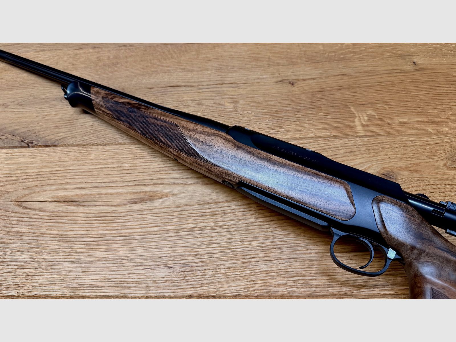 Sauer 505 Iconic Lochschaft / HK5 / Highland Paket / .308 / LL 51cm / M15x1 / TRAUMWAFFE