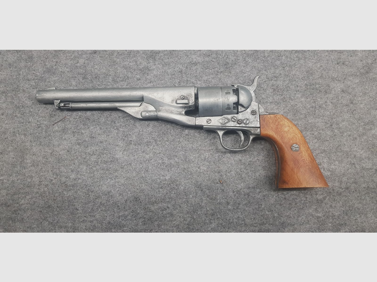 Peacemaker 45 Western Revolver Single Action Magnum  Deko Modell Denix Kavallerie Schofield USA  1860