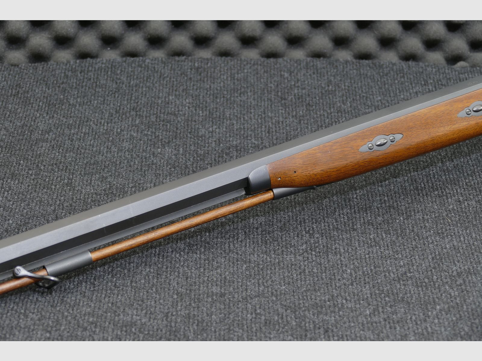Davide Pedersoli Vorderlader Gewehr Tryon Rifle (Model S.229) uitvoering Creedmoor, .45 zwartkruit, zeer goed onderhouden