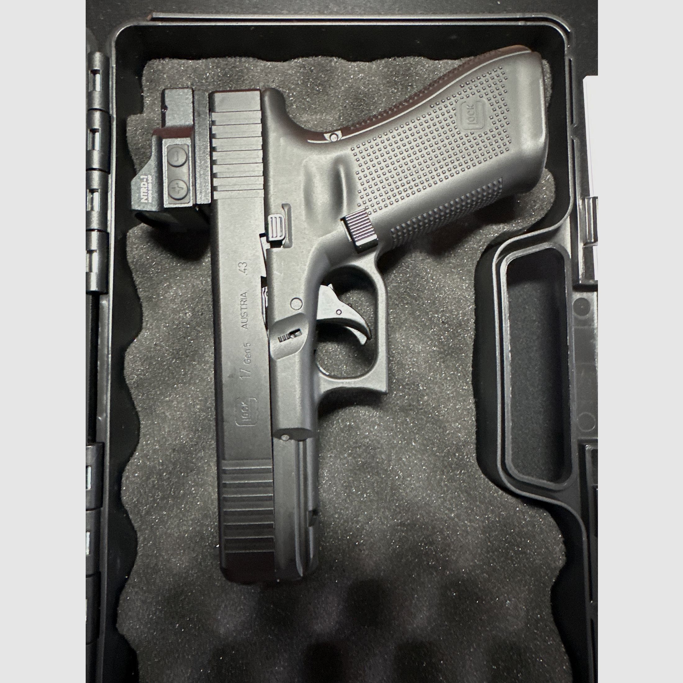 Glock 17 Gen. 5 T4E  CO2- RAM Pistole Kal. .43 