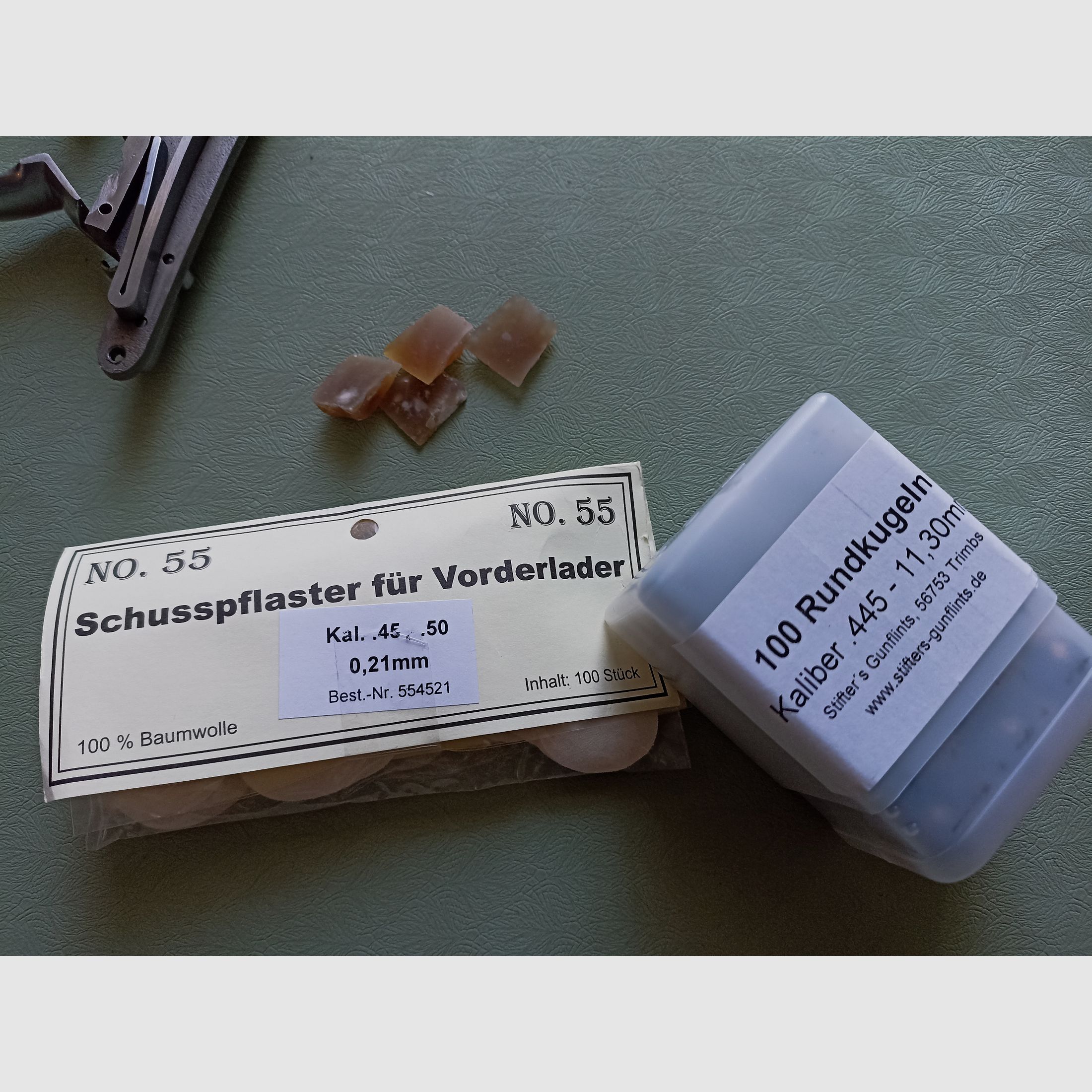 Charles Moore Steinschlosspistole cal .45Pedersoli (with original packaging) muzzleloader black powder