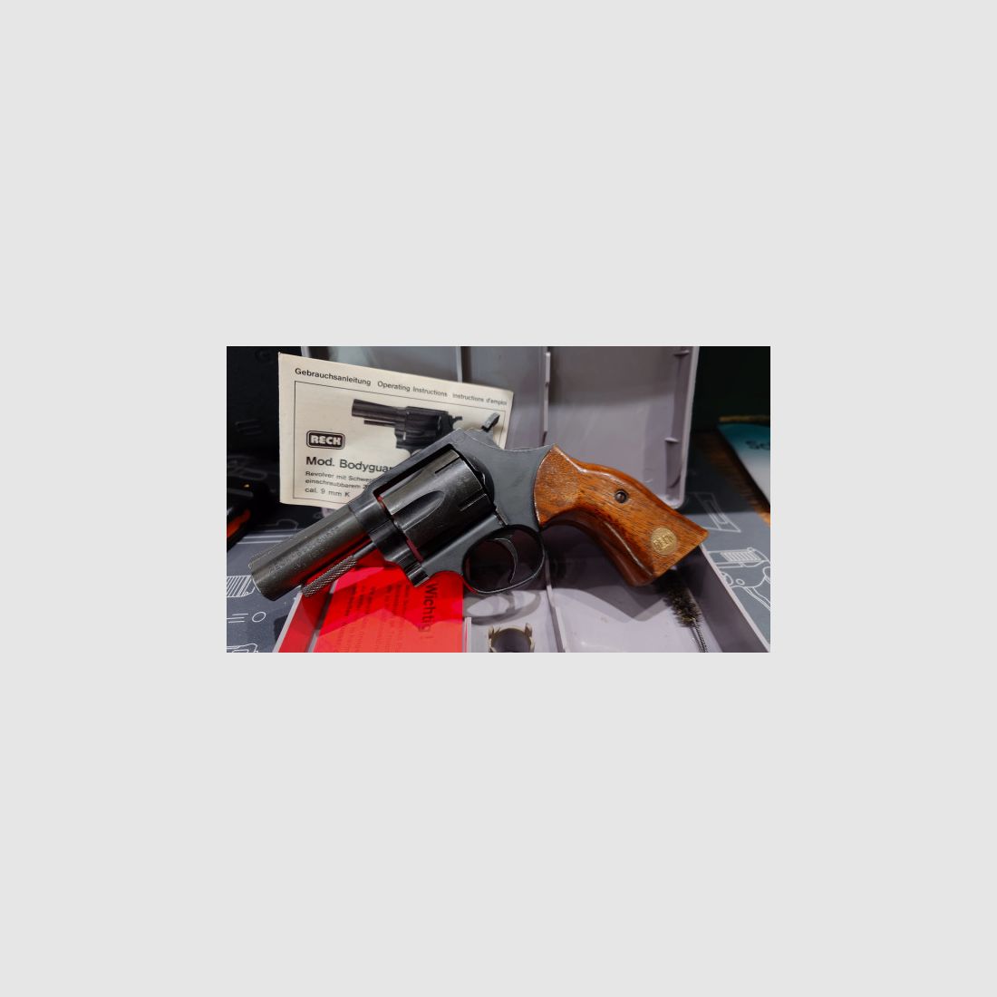 RECK BODYGUARD - SCHRECKSCHUSS-REVOLVER - 9 MM R.K. / .380 KNALL - OVP
