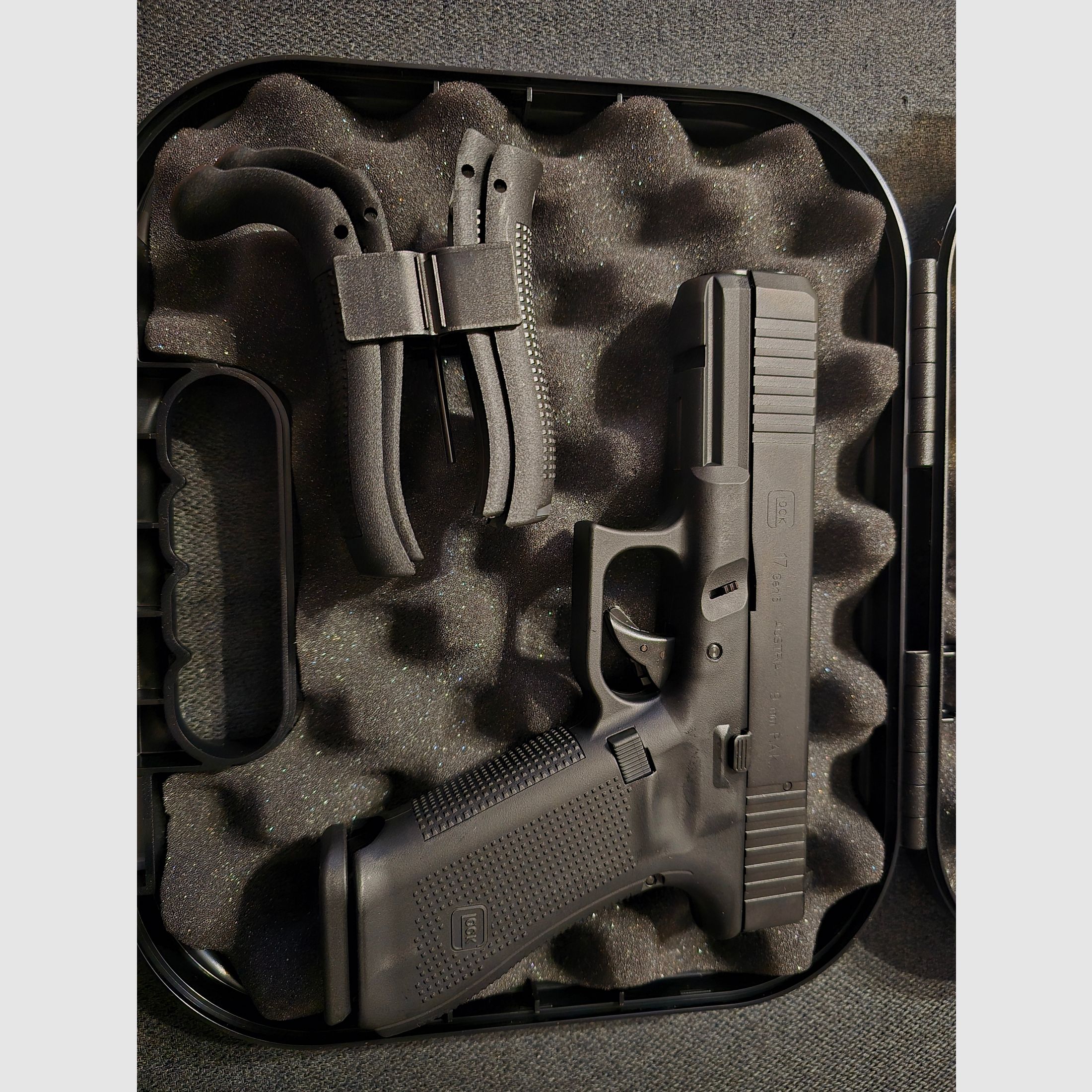 Glock 17 SV Stahlverschluss 9mm PAK Schreckschuss 