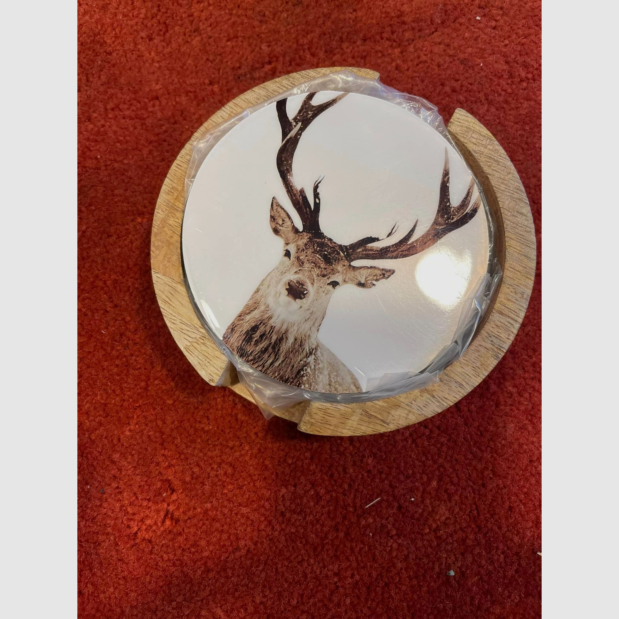 Metal coaster with deer