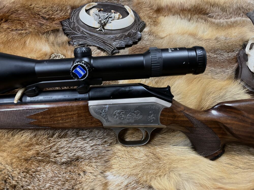 Blaser R93
