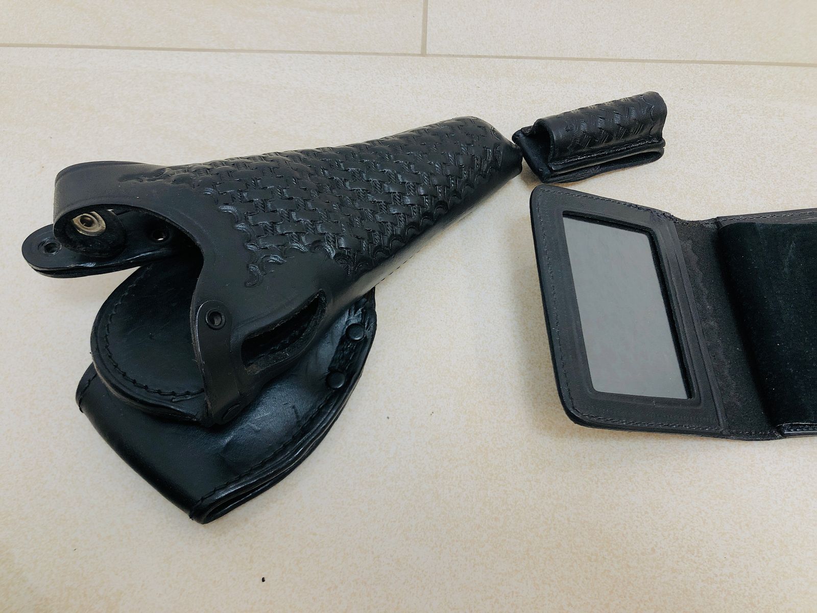 ••• Holster policyjny Bucheimer US + etui + latarka holsterska do rewolweru •••