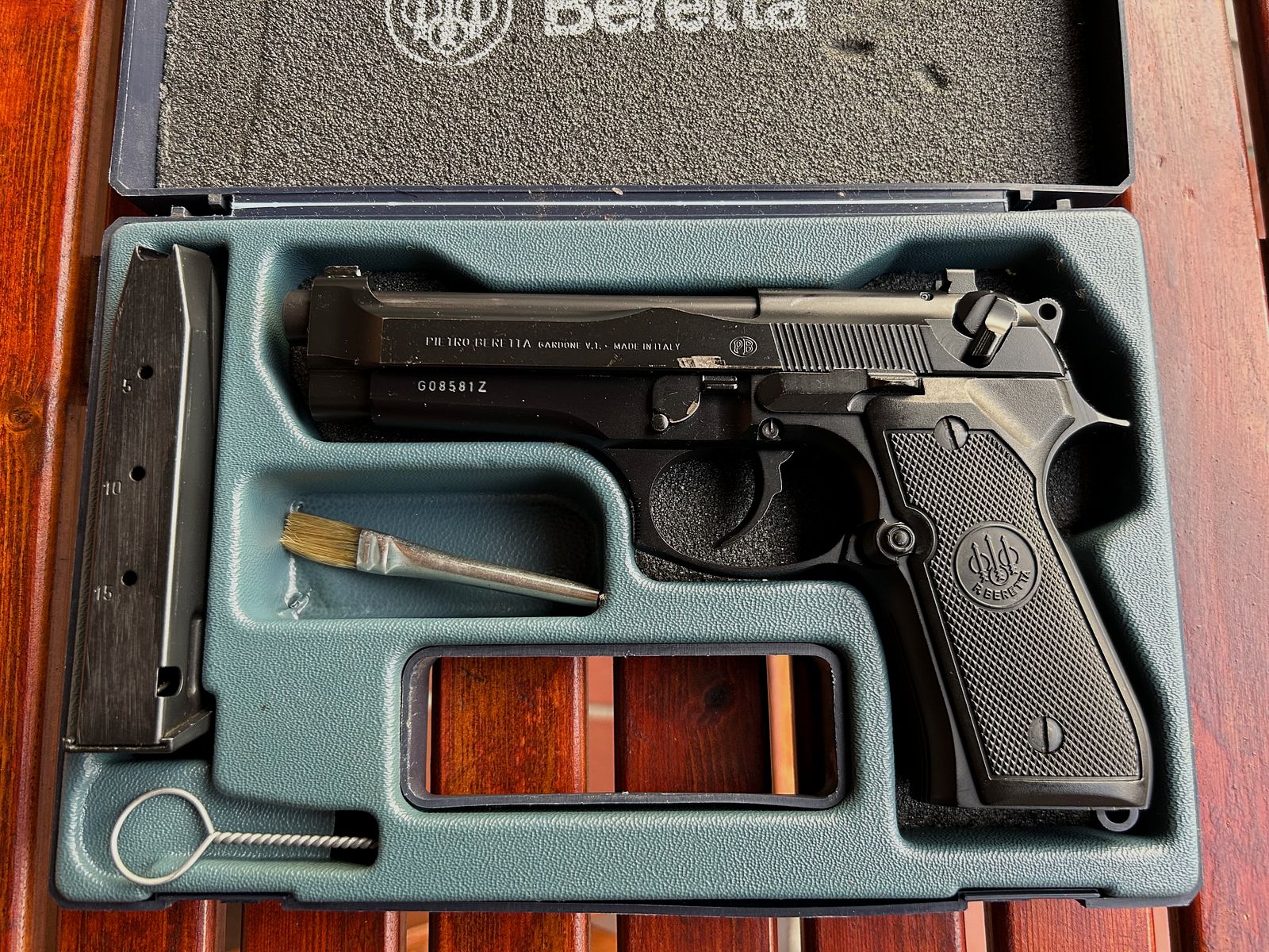Pistolet Beretta 92 FS Brigardier