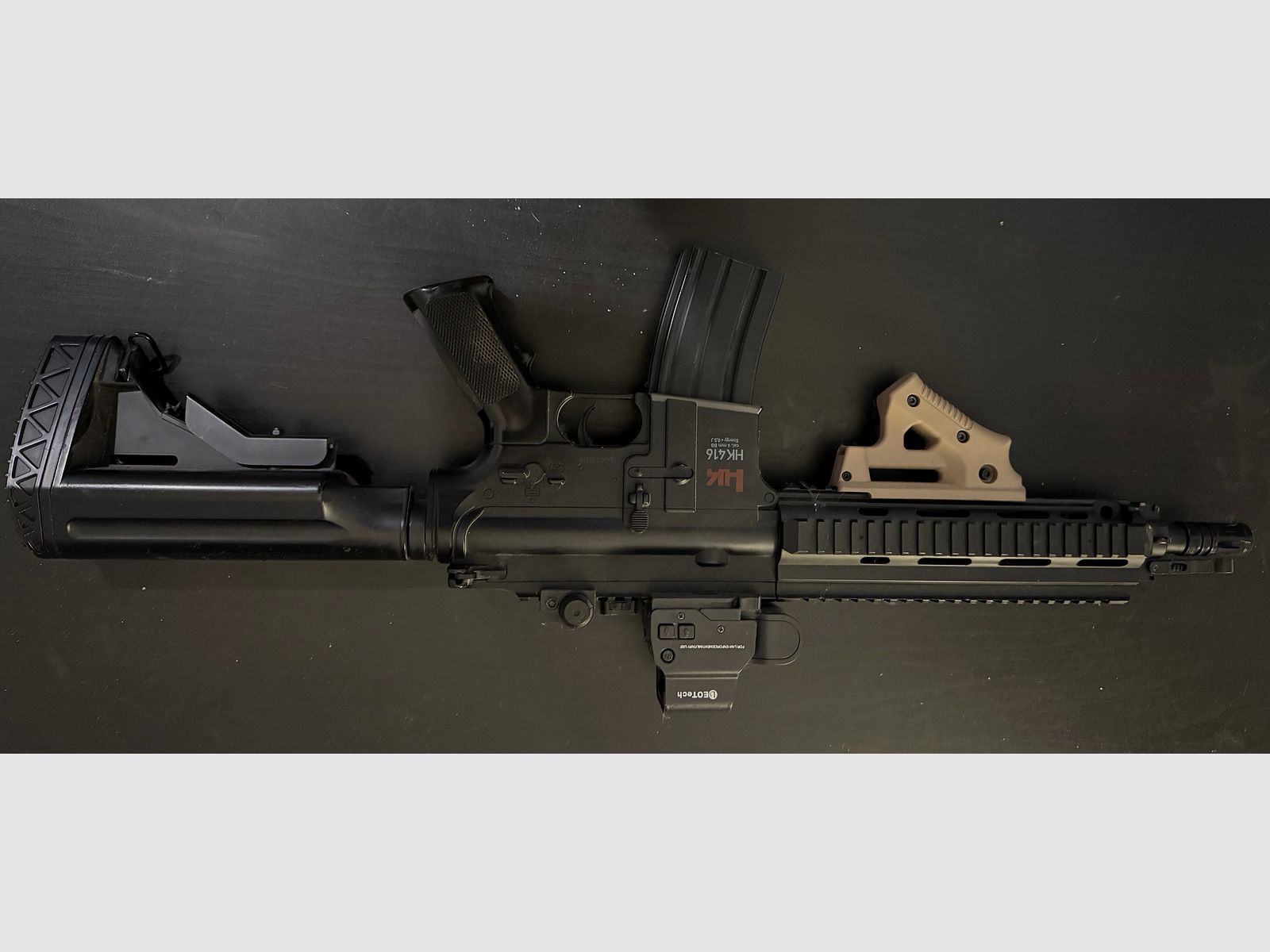 <I am offering an M416 from H&K AEG with 0.5 Joules.>
