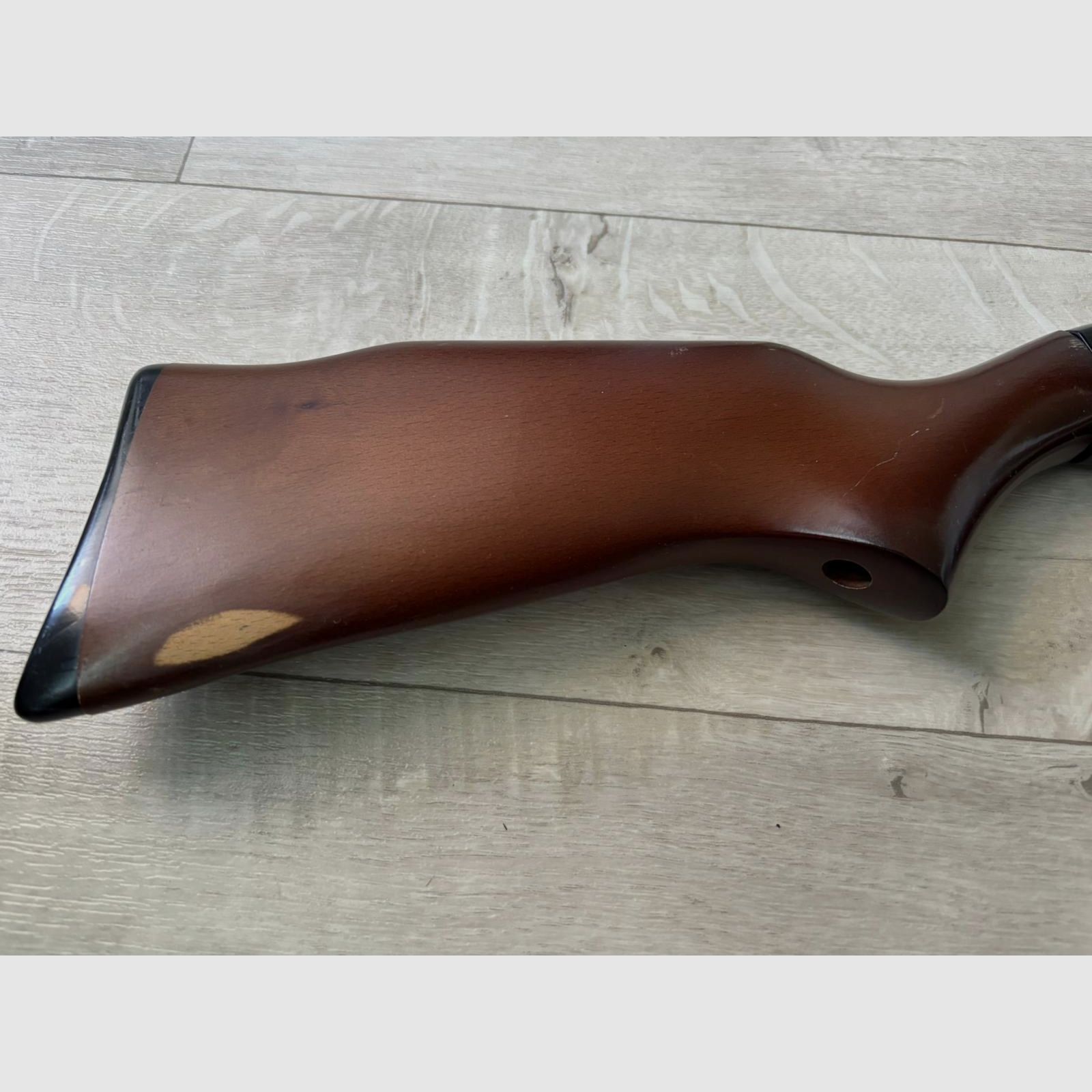 Gamo G1200 karabin pneumatyczny – sprawny