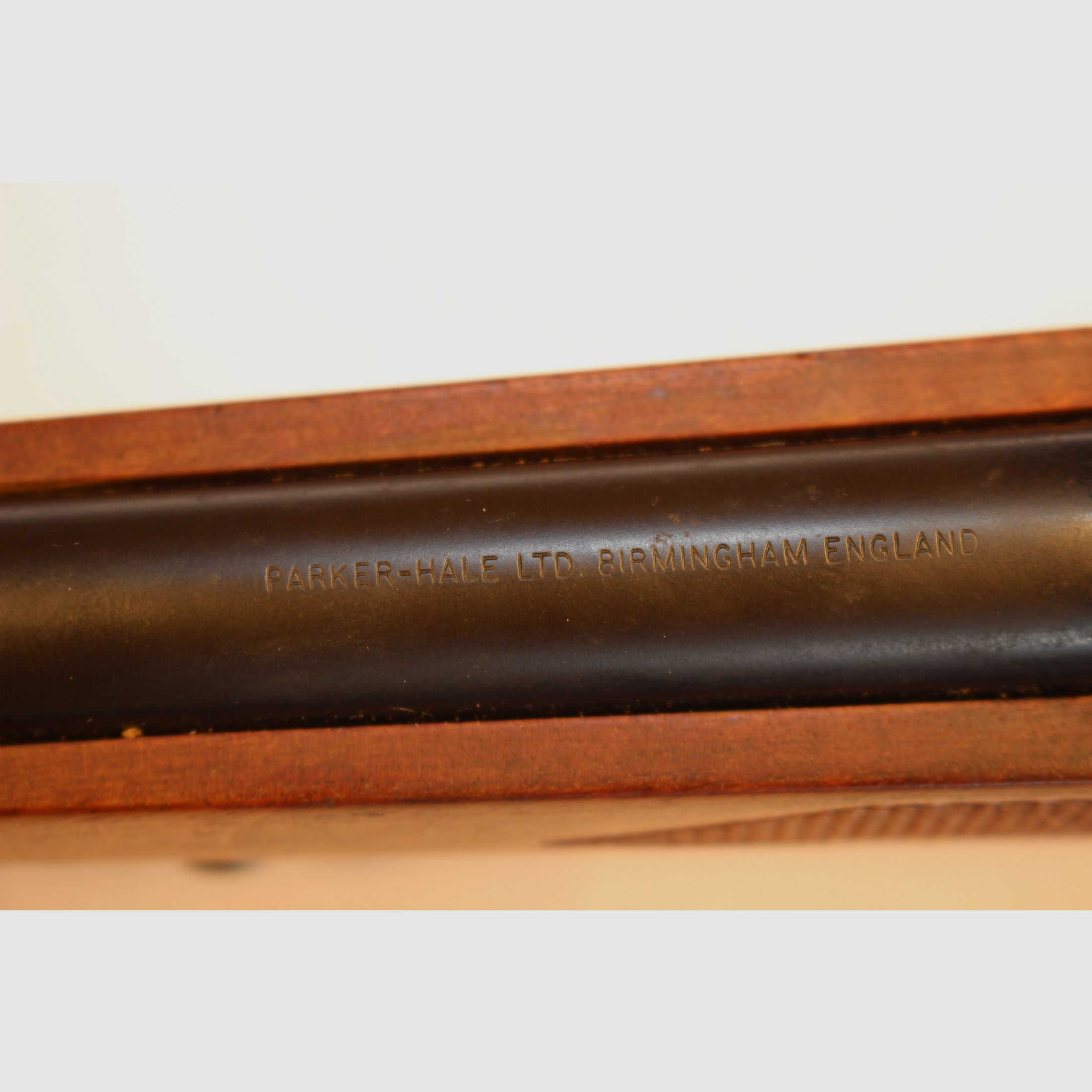 Bolt-action rifle in caliber 7x64.