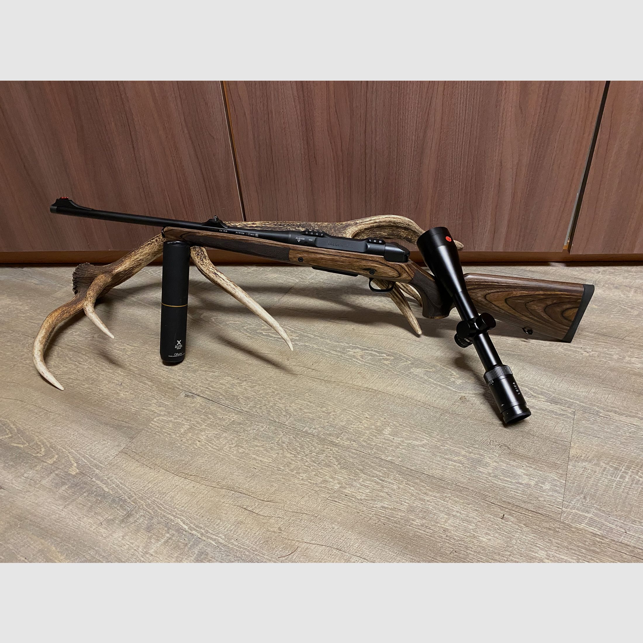 Haenel Jaeger NXT, mit Leica Amplus 6 2,5-15x56 i