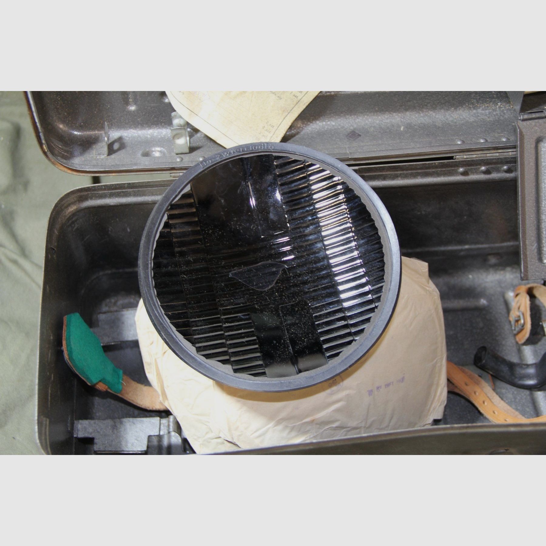 PNW 57, casco de tanque con dispositivo de visión nocturna, NVA / Polonia / URSS