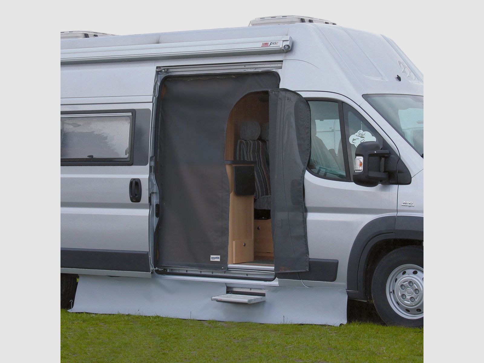 Insect protection curtain Fiat Ducato, H2 – High roof, rear door, image 5 of 5