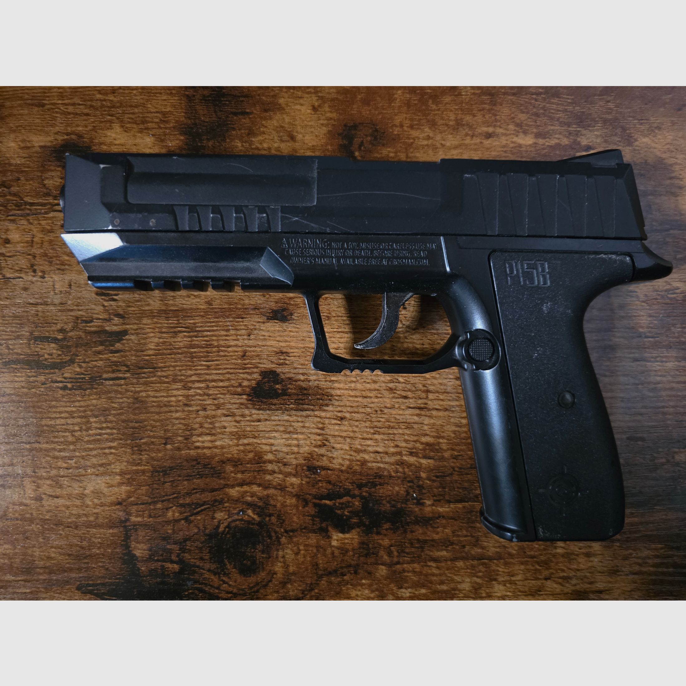 Crosman CO2 air pistol model P15B