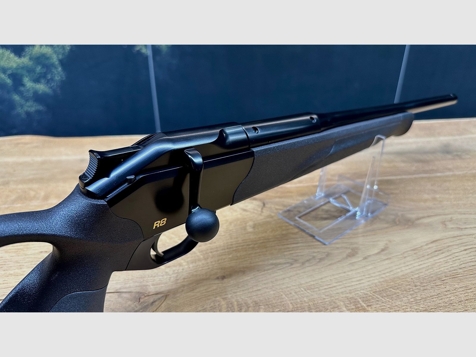 The most robust R8 Ultimate in the world! Steel system/housing / steel closure / steel trigger unit / DLC coated