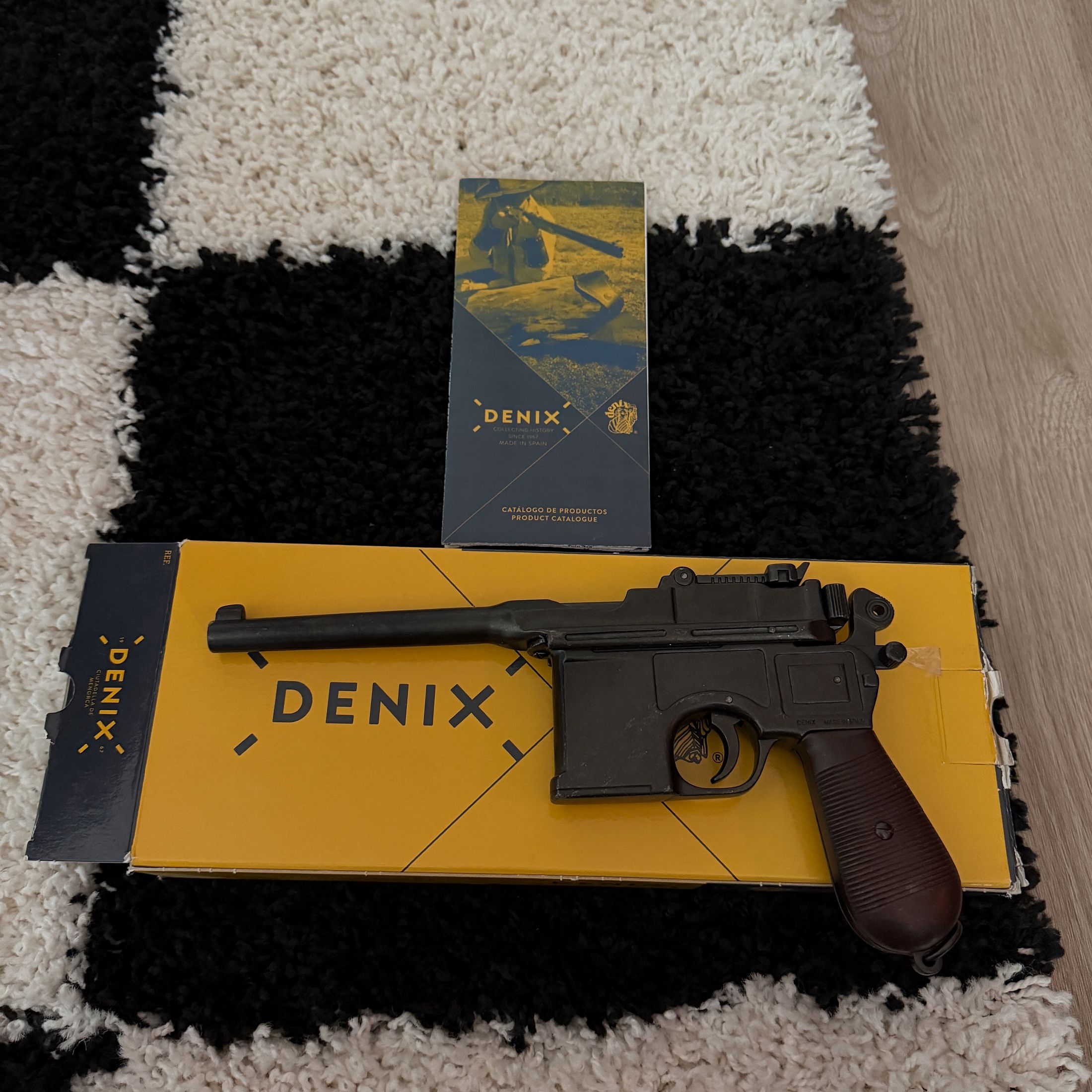 Denix - C96 Mauser Dekowaffe