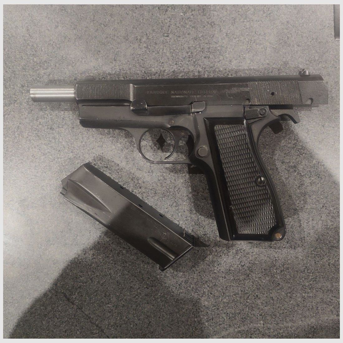 FN GP35 MK II Kal. 9X19 gebraucht, Bild 3 von 3