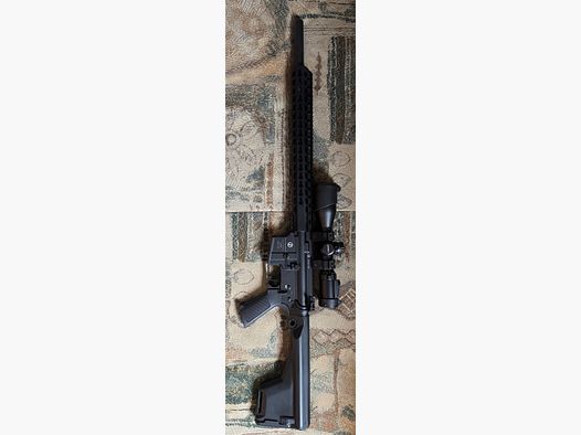 Schmeisser SCHMEISSER AR15 Ultramatch 20“ con telescopio
