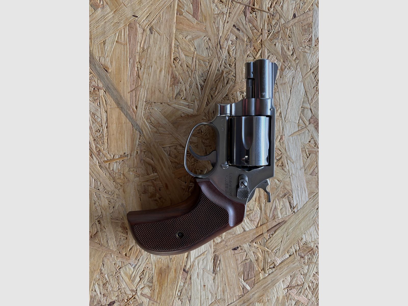 Revolver Erma ER 440