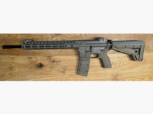 Oberland Arms	 OA-15 M5, Lauf 16,75",BL M-LOK Handguard 13" slim, OA M4-Schaft