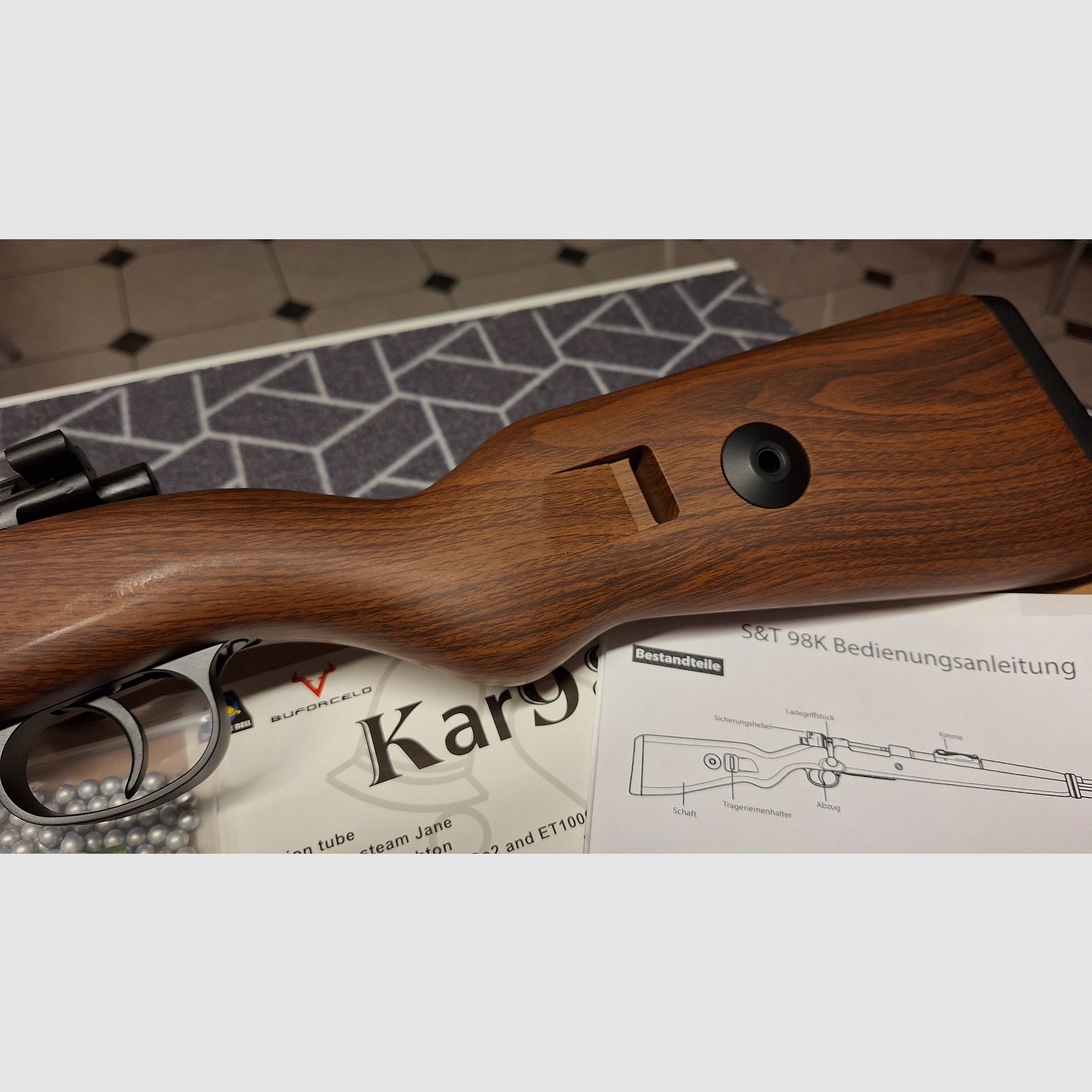 Karabiner 98K Bolt-Action Springer Gewehr mit Hülsenauswurf 6mm BB Holzoptik - Neuwertig!
