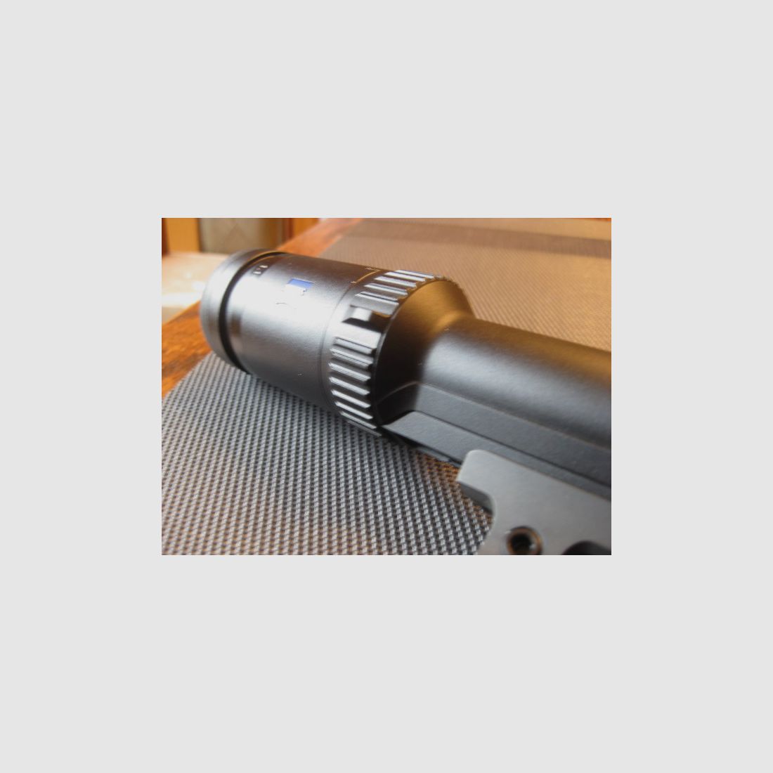 TOP NOWY "Made in Germany" ZEISS V6 1,1 - 6 x 24 M (wewnętrzny szynowy) oraz krzyż 60 i oryginalny montaż Blaser/Sauer !! Do broni Blaser i nowego Sauer 505 !! Nie Mauser-Swarovski-Leica-Steyr-Kahles-DDoptics-SteelAction