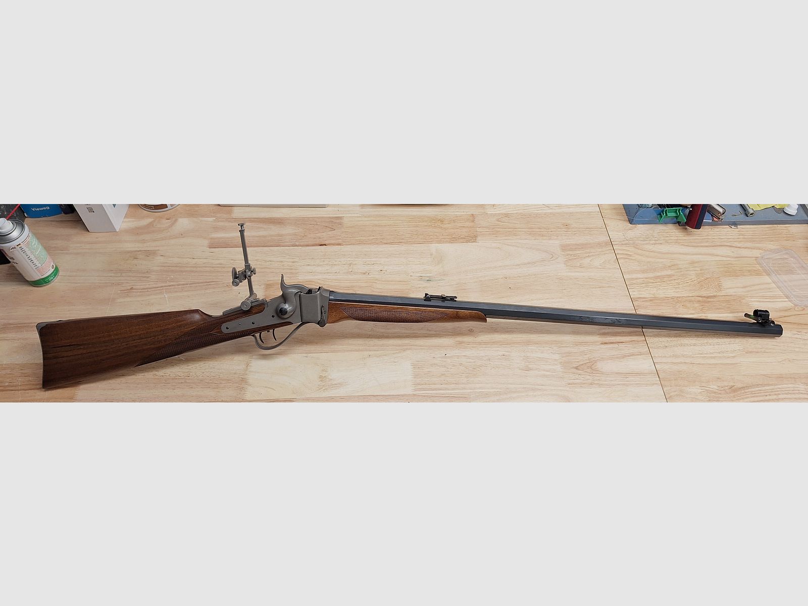 Sharps-geweer .45-120 Sharps met spindeldiopter