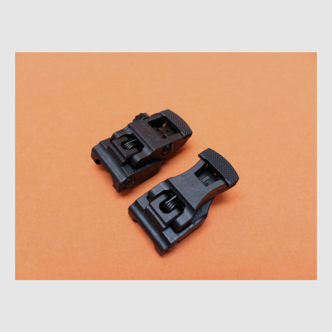 ARMS ARMS® #71L-F Flip-Up Front/ Rear Sight Handguard Mount/ Klappvisierung für Picatinnyprofil AIRSOFT!
