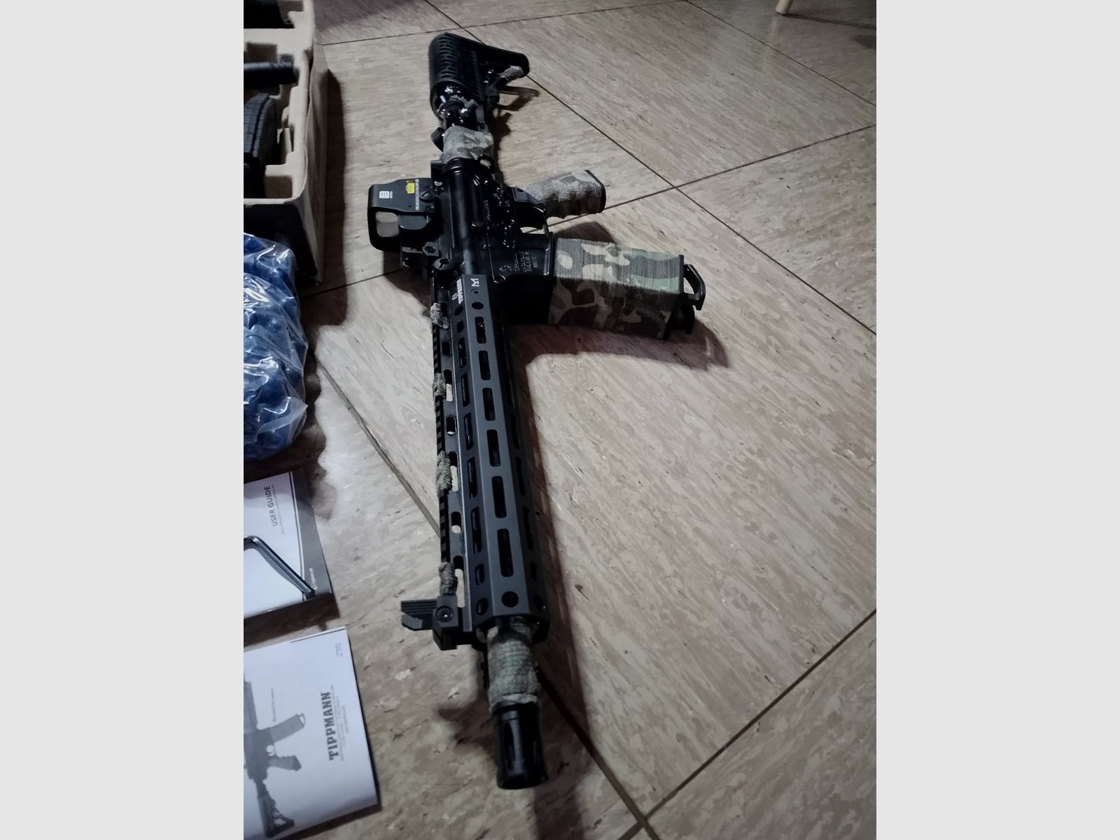 Tippmann Tmc Elite Markierer .68 akcesoria Paintballs Cal 68 CO2 zestaw Holo celownik czerwony zielony punkt lampa LED 3 magazynki