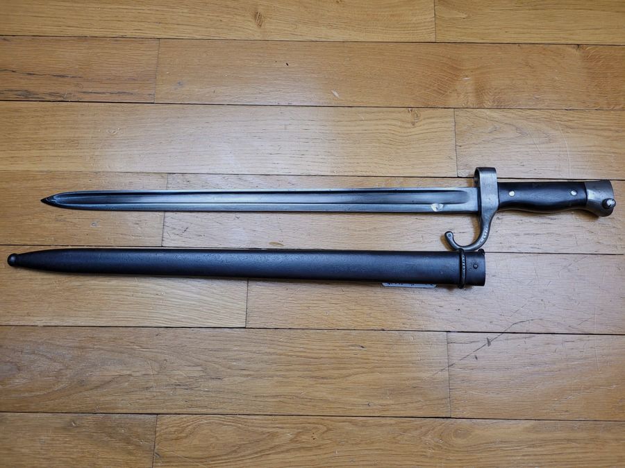 Rarissimo Baionetta Berthier 1892 del primissimo tipo – Incisione d'arsenale Châtellerault marzo 1893 – Perfette impugnature in bakelite originali – Inoltre con monomatricola – Ottime condizioni ++, immagine 2 di 17
