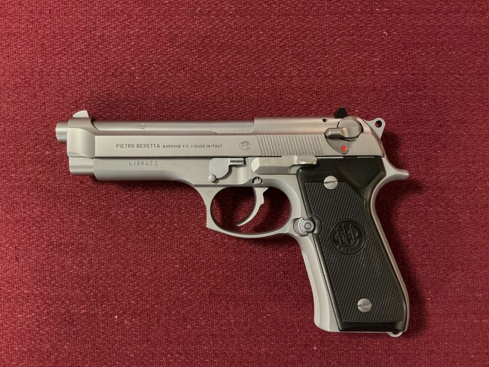 Beretta	 92 FS