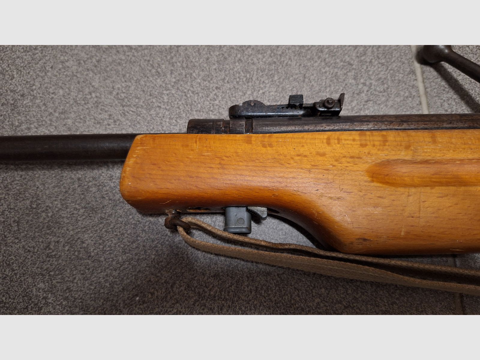 Haenel Suhl 310 DDR-Luftgewehr mit Sportschaft+8er Magazin!